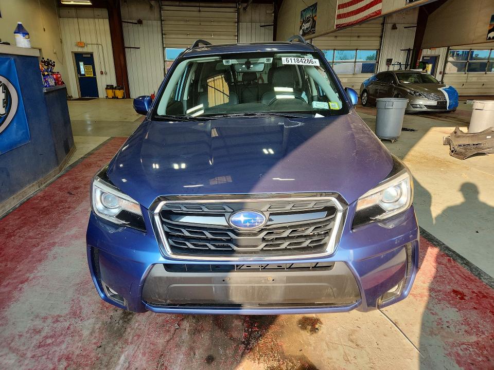 2018 Subaru Forester მანქანა იყიდება აუქციონზე, vin: JF2SJGWC6JH559279, აუქციონის ნომერი: 61184286
