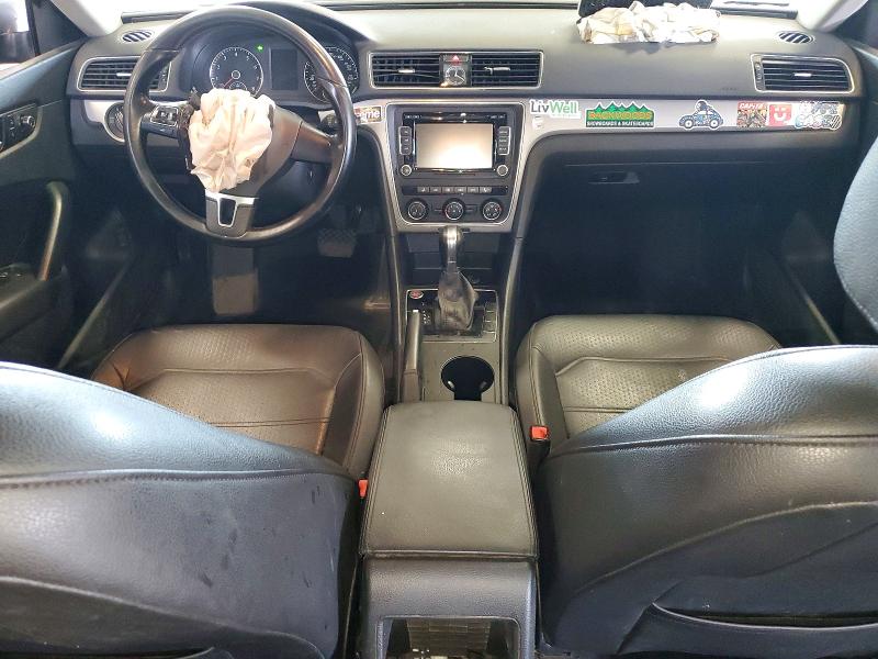 61855136 :رقم المزاد ، 1VWAS7A32FC113484 vin ، 2015 Volkswagen Passat مزاد بيع