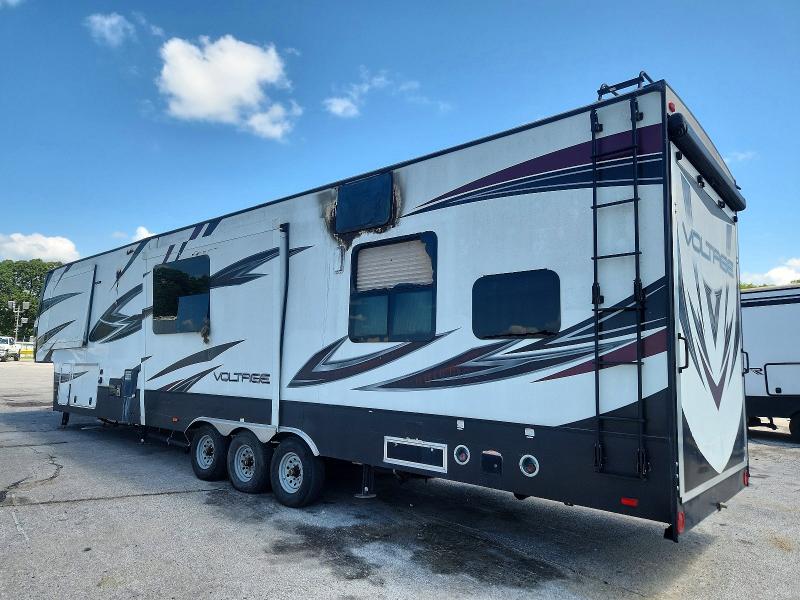 58017446 :رقم المزاد ، 4YDF39736GZ990841 vin ، 2016 Dutchmen Voltage 3970 مزاد بيع
