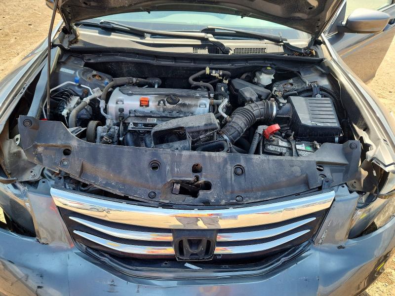 61675926 :رقم المزاد ، 1HGCP2F61BA058813 vin ، 2011 Honda Accord مزاد بيع