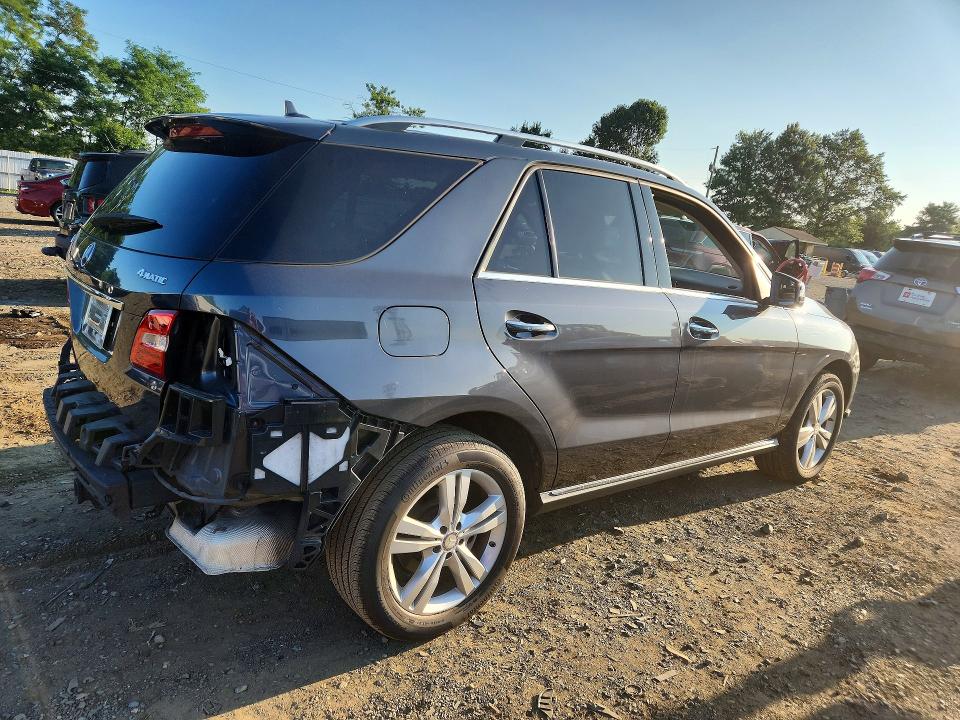 2014 Mercedes-benz Ml მანქანა იყიდება აუქციონზე, vin: 4JGDA5HB4EA323692, აუქციონის ნომერი: 61790306