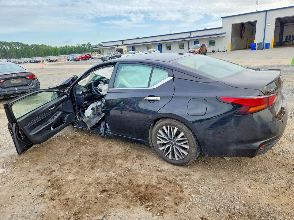 2024 Nissan Altima მანქანა იყიდება აუქციონზე, vin: 1N4BL4DV9RN305516, აუქციონის ნომერი: 61555256