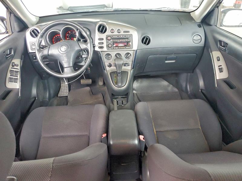 60331356 :رقم المزاد ، 2T1KR32E44C235988 vin ، 2004 Toyota Matrix مزاد بيع