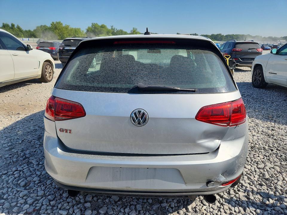 60424616 :رقم المزاد ، 3VW447AU9HM070893 vin ، 2017 Volkswagen Gti مزاد بيع