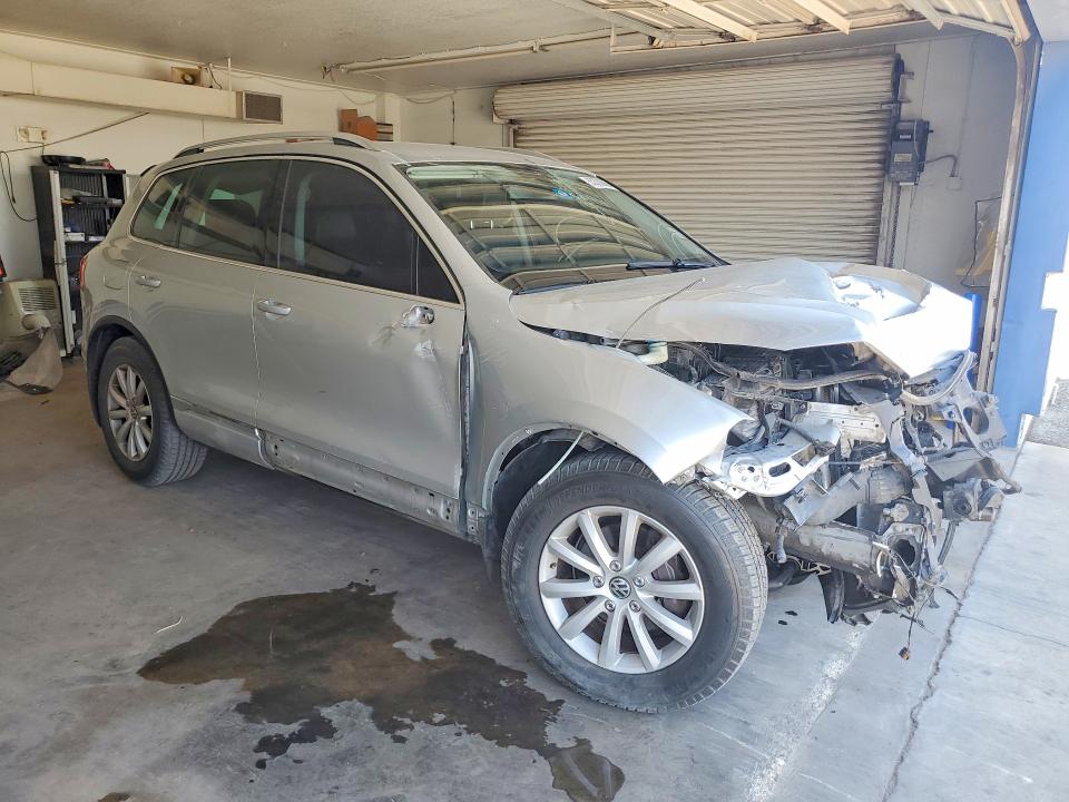 63320666 :رقم المزاد ، WVGFF9BP0CD005246 vin ، 2012 Volkswagen Touareg مزاد بيع