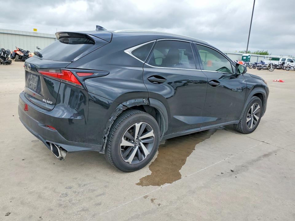 60831886 :رقم المزاد ، JTJYARBZ6J2097627 vin ، 2018 Lexus Nx 300 مزاد بيع