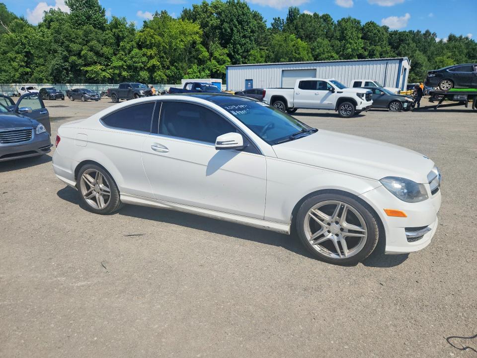 Продаж на аукціоні авто 2013 Mercedes-benz C, vin: WDDGJ4HB7DG052513, номер лоту: 60495096