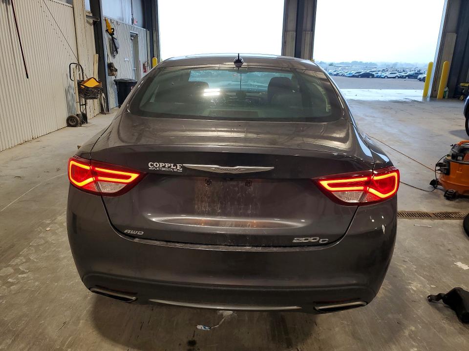 62981306 :رقم المزاد ، 1C3CCCEG3FN540583 vin ، 2015 Chrysler 200 مزاد بيع