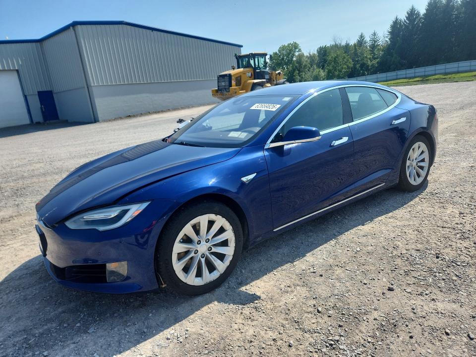 62659826 :رقم المزاد ، 5YJSA1E16GF148422 vin ، 2016 Tesla Model S مزاد بيع