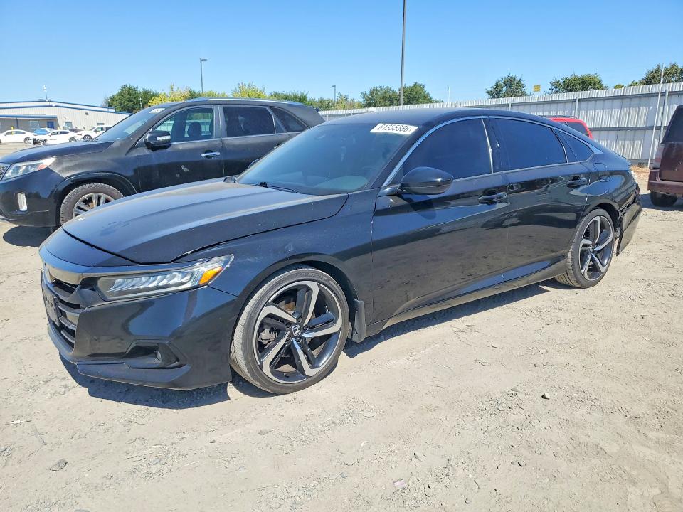 61355386 :رقم المزاد ، 1HGCV1F30MA102860 vin ، 2021 Honda Accord مزاد بيع