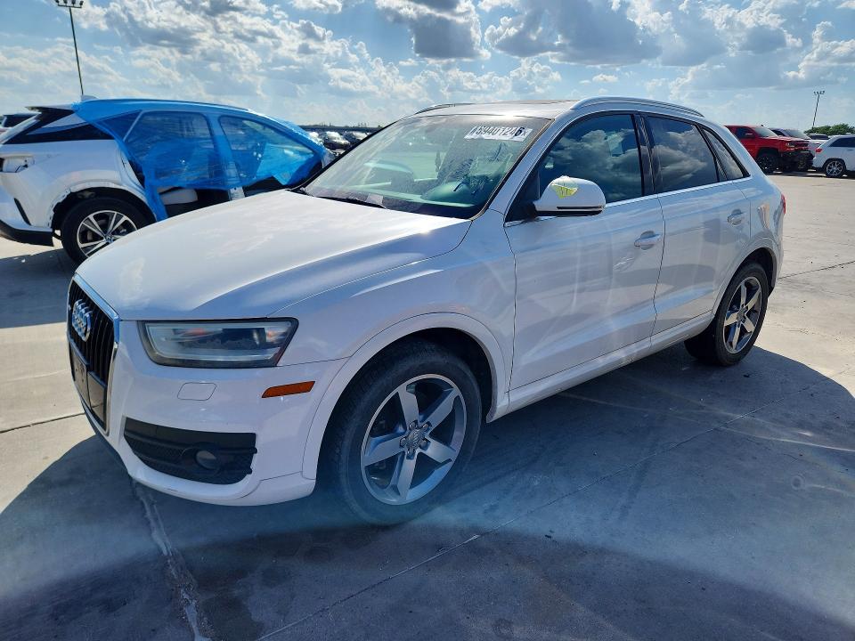 Продаж на аукціоні авто 2015 Audi Q3, vin: WA1EFCFS9FR006747, номер лоту: 59401246