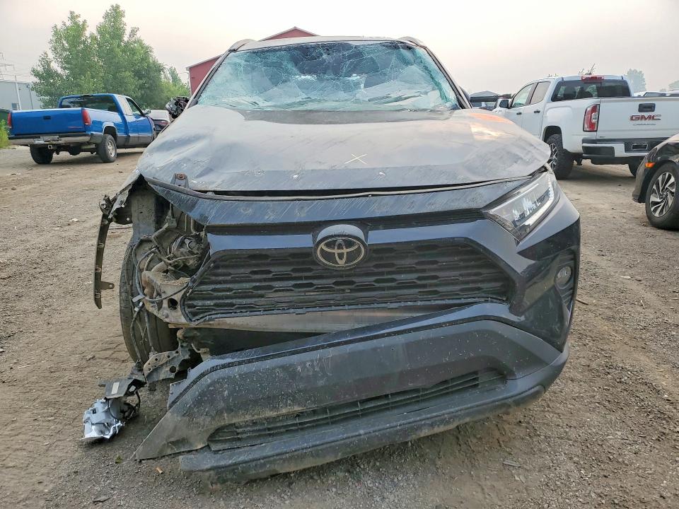 2021 Toyota Rav4 მანქანა იყიდება აუქციონზე, vin: 2T3R1RFV4MC179075, აუქციონის ნომერი: 61329066