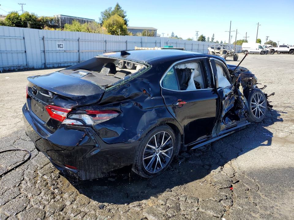 Продажа на аукционе авто 2022 Toyota Camry, vin: 4T1G11AK2NU001521, номер лота: 55538806