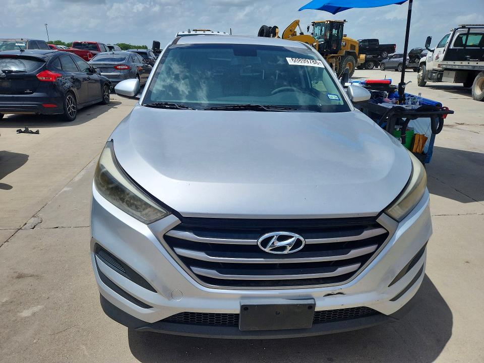 2017 Hyundai Tucson მანქანა იყიდება აუქციონზე, vin: KM8J23A45HU463804, აუქციონის ნომერი: 60899786