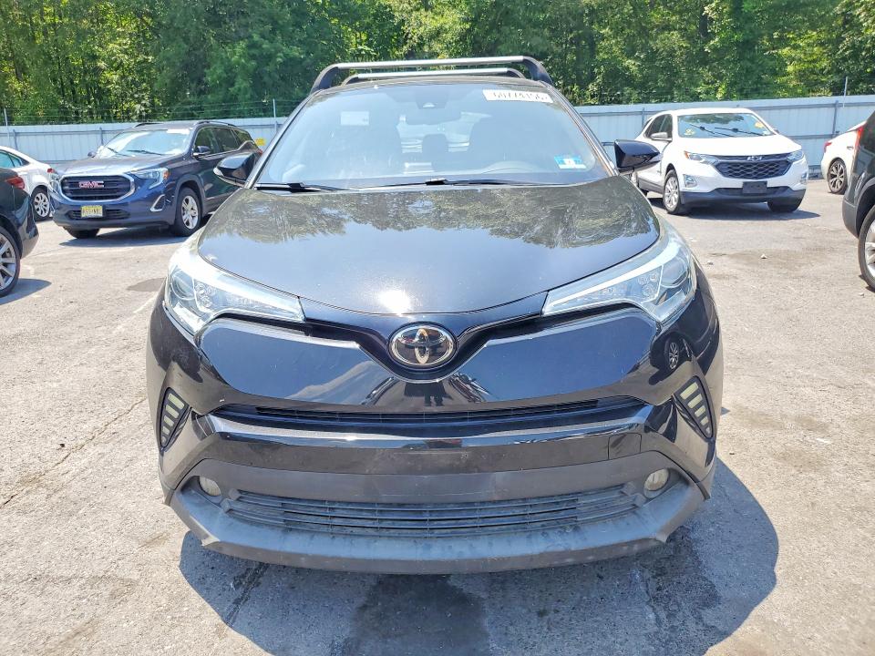 60774156 :رقم المزاد ، NMTKHMBX1JR054911 vin ، 2018 Toyota C-hr مزاد بيع