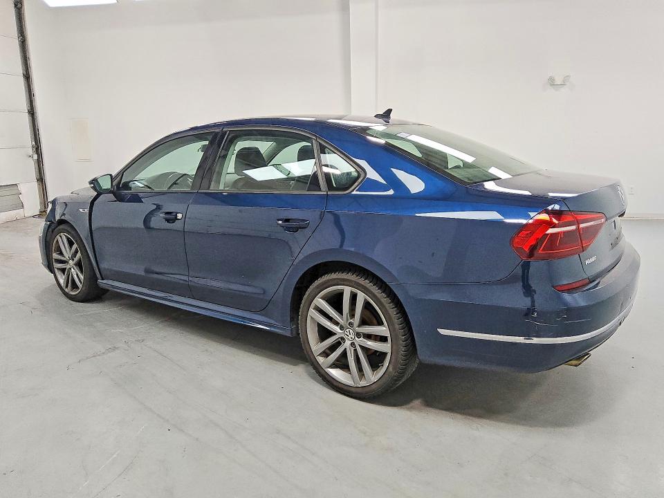 2018 Volkswagen Passat მანქანა იყიდება აუქციონზე, vin: 1VWAA7A33JC010327, აუქციონის ნომერი: 54903196