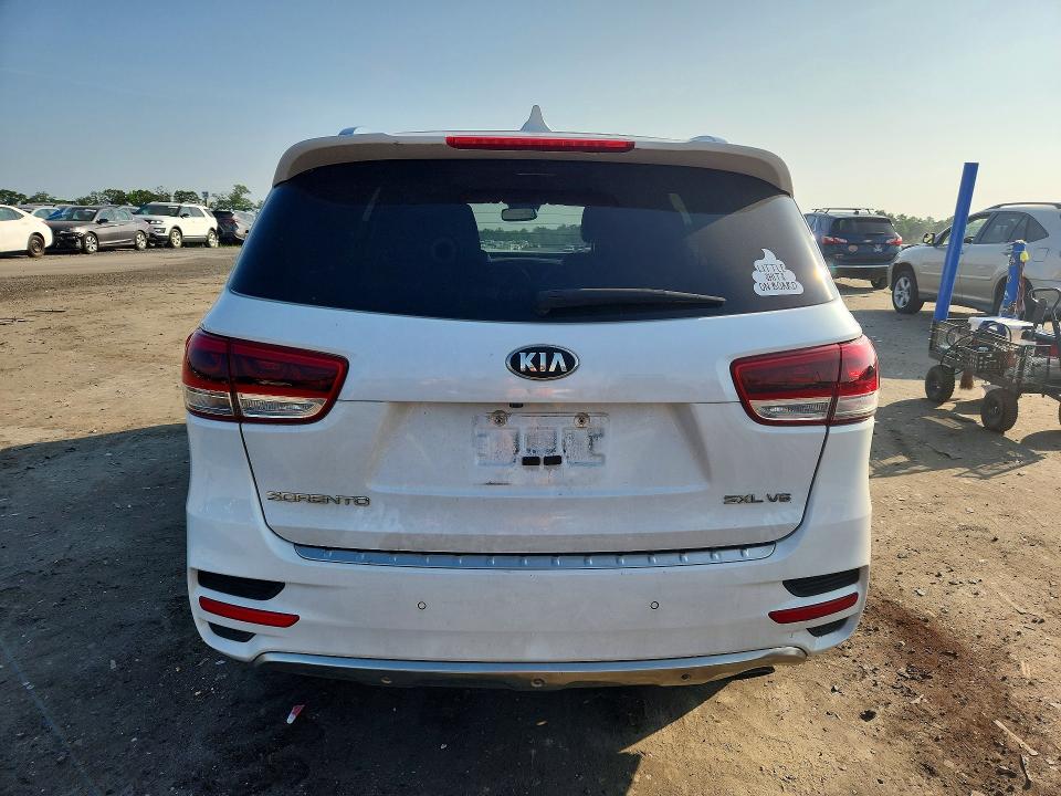 2017 Kia Sorento მანქანა იყიდება აუქციონზე, vin: 5XYPK4A53HG235167, აუქციონის ნომერი: 55477516