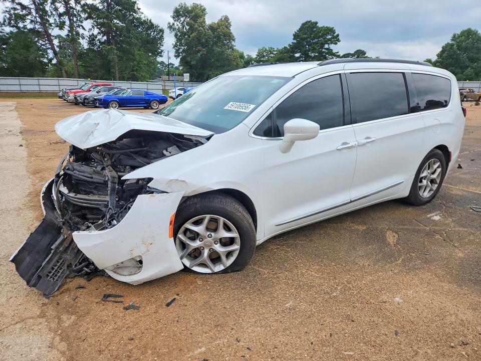 2017 Chrysler Pacifica მანქანა იყიდება აუქციონზე, vin: 2C4RC1BG1HR820331, აუქციონის ნომერი: 59106956
