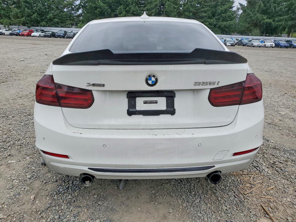 59311326 :رقم المزاد ، WBA3B9G56ENR90513 vin ، 2014 Bmw 335 مزاد بيع