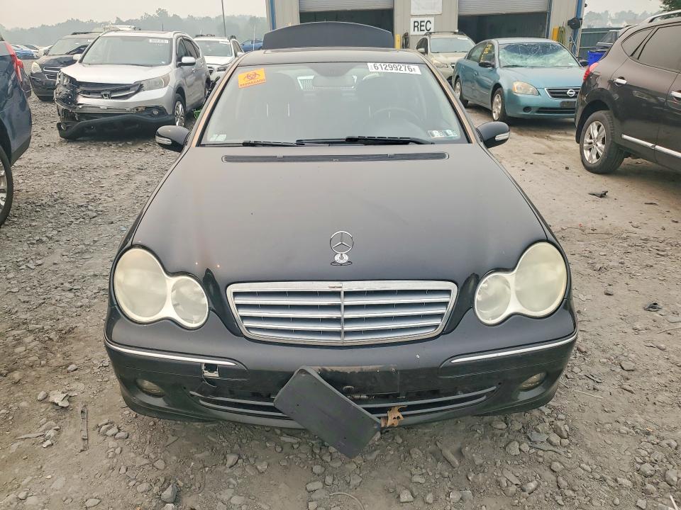 61299276 :رقم المزاد ، WDBRF92H27F901101 vin ، 2007 Mercedes-benz C مزاد بيع