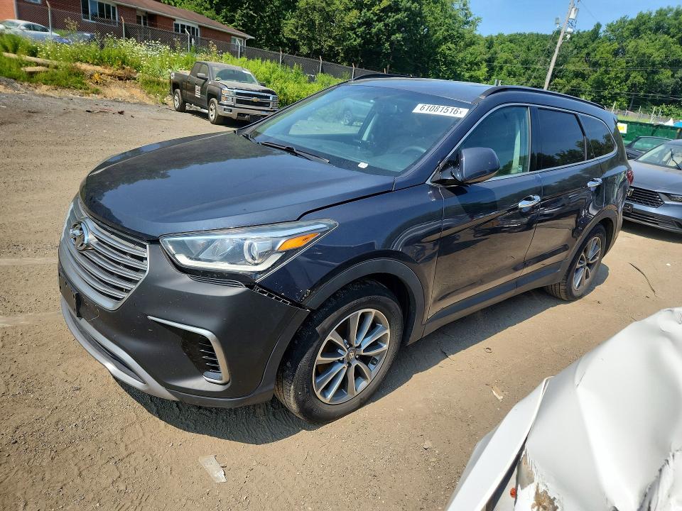 Продажа на аукционе авто 2017 Hyundai Santa Fe, vin: KM8SM4HF6HU182719, номер лота: 61081516