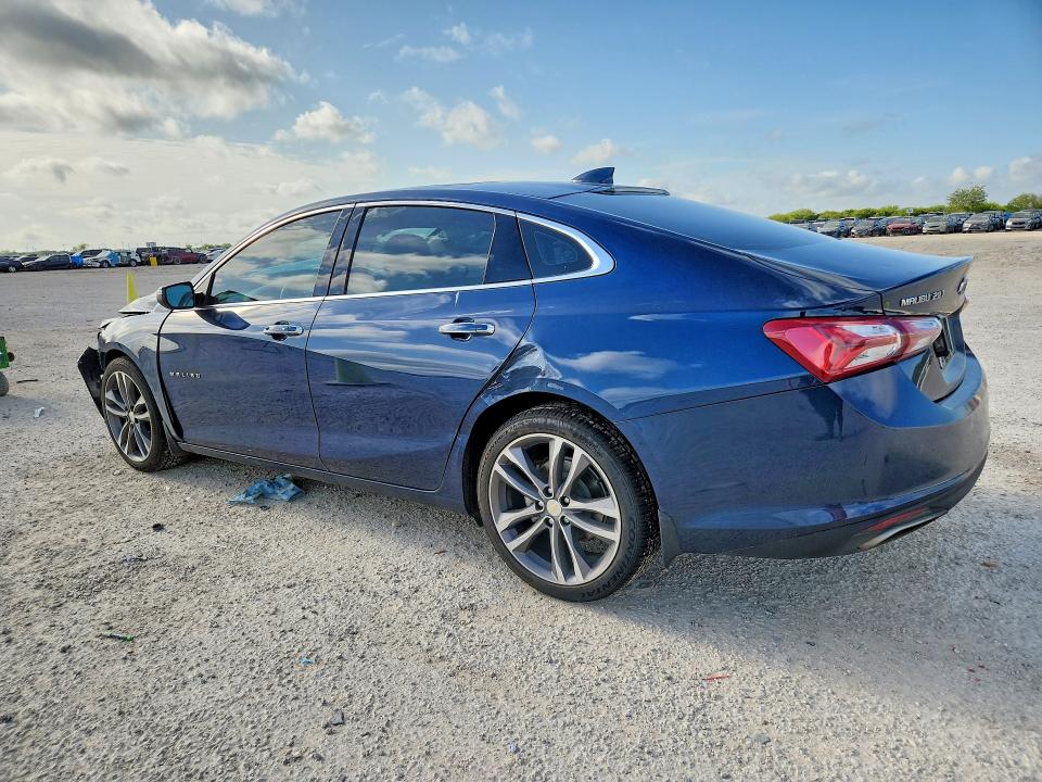 60626136 :رقم المزاد ، 1G1ZE5SX0NF108308 vin ، 2022 Chevrolet Malibu مزاد بيع