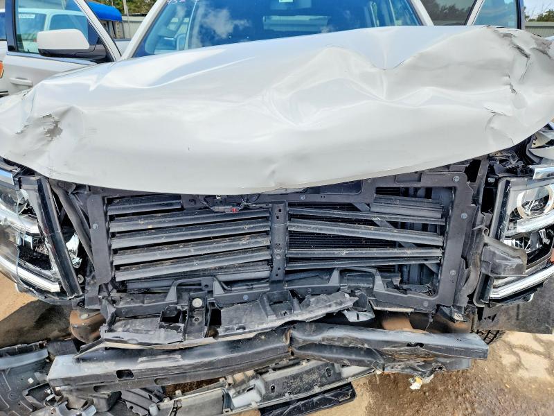 Продаж на аукціоні авто 2018 Chevrolet Suburban, vin: 1GNSCGKC4JR393828, номер лоту: 61623766