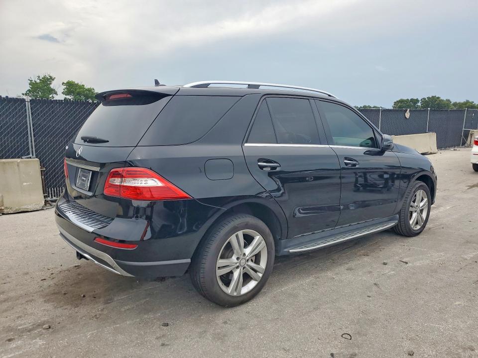 2015 Mercedes-benz Ml მანქანა იყიდება აუქციონზე, vin: 4JGDA5JBXFA506560, აუქციონის ნომერი: 62005046