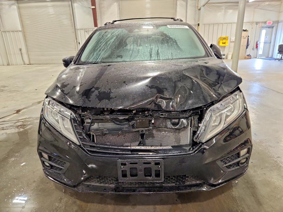 Продажа на аукционе авто 2018 Honda Odyssey, vin: 5FNRL6H77JB032241, номер лота: 60946006