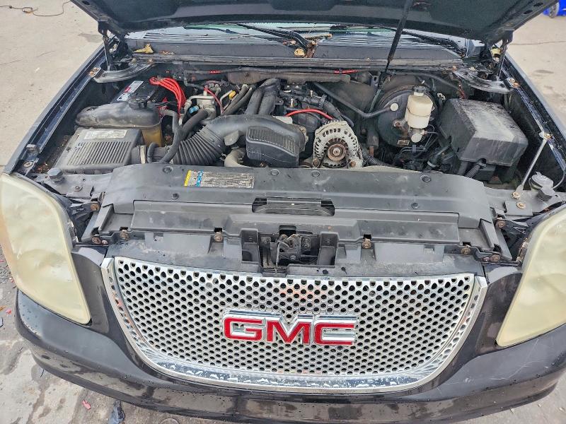 61885016 :رقم المزاد ، 1GKFK638X8J127325 vin ، 2008 Gmc Yukon مزاد بيع