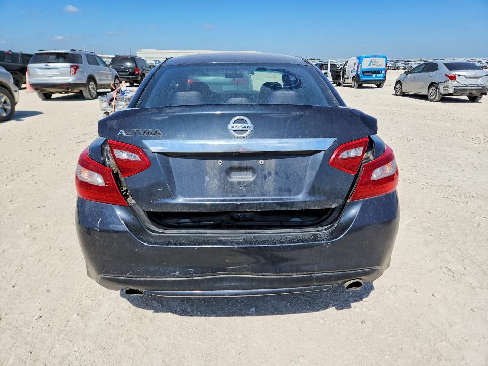 Продаж на аукціоні авто 2018 Nissan Altima, vin: 1N4AL3APXJC270951, номер лоту: 59336186