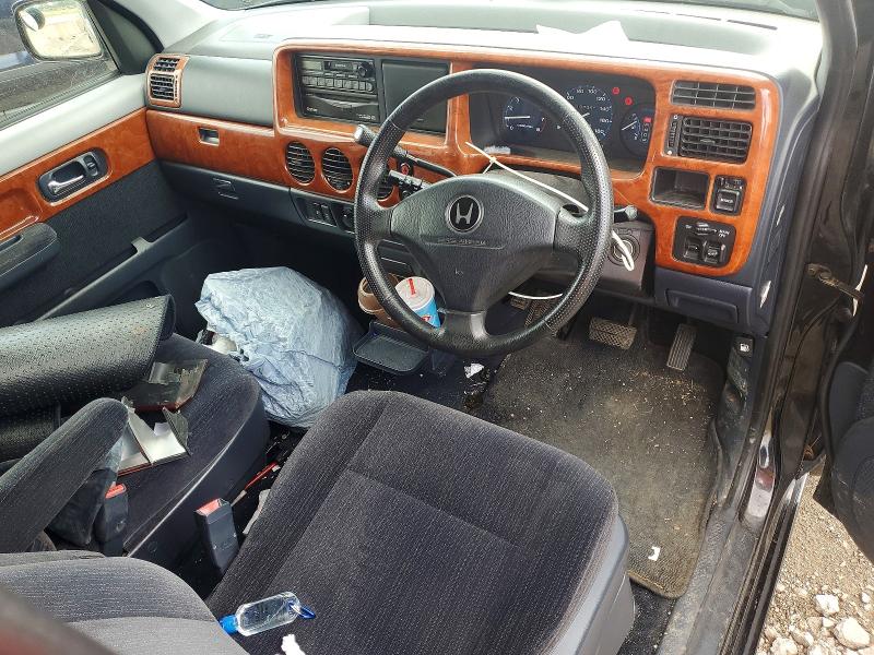 60671136 :رقم المزاد ، RF11429075 vin ، 1999 Honda Stepwagon مزاد بيع