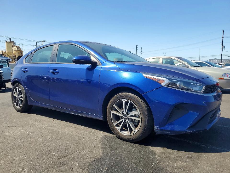 2023 Kia Forte მანქანა იყიდება აუქციონზე, vin: 3KPF24AD9PE590763, აუქციონის ნომერი: 62234846