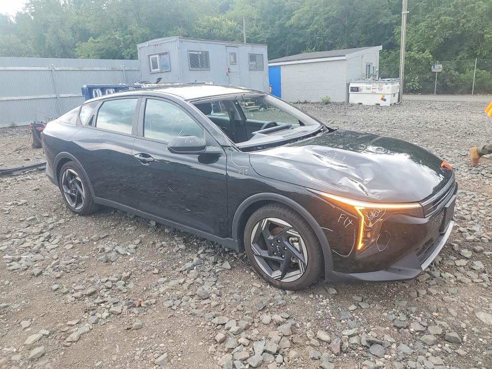 61623966 :رقم المزاد ، 3KPFU4DE5SE199973 vin ، 2025 Kia K4 مزاد بيع