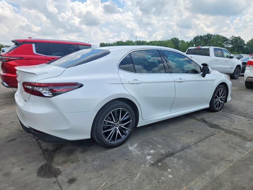 2021 Toyota Camry მანქანა იყიდება აუქციონზე, vin: 4T1F11AK1MU601487, აუქციონის ნომერი: 61609206