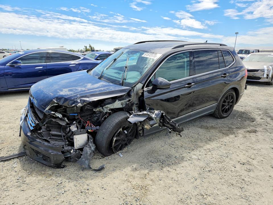 Продаж на аукціоні авто 2018 Volkswagen Tiguan, vin: 3VV3B7AX1JM027154, номер лоту: 61513176