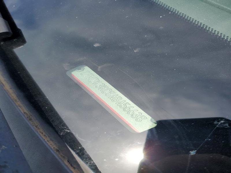 61569406 :رقم المزاد ، 2FMDK3KC8ABA56638 vin ، 2010 Ford Edge مزاد بيع