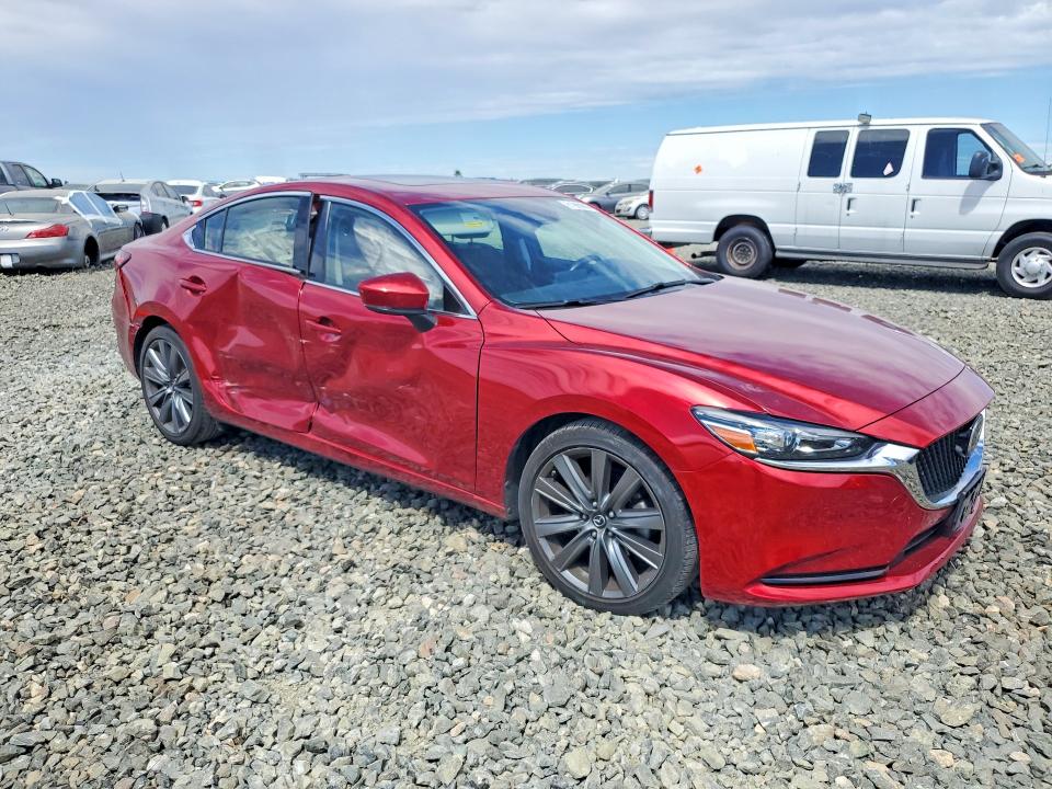 61999866 :رقم المزاد ، JM1GL1TY6J1327558 vin ، 2018 Mazda 6 مزاد بيع