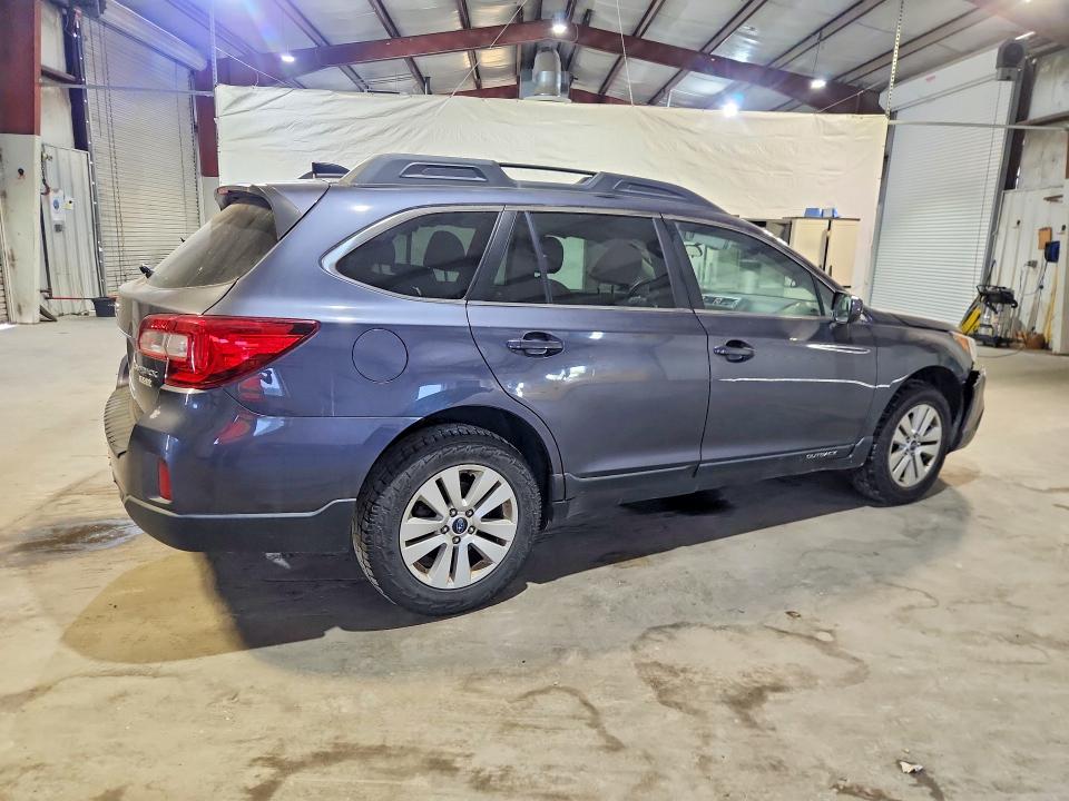 60401786 :رقم المزاد ، 4S4BSACC2G3326093 vin ، 2016 Subaru Outback مزاد بيع