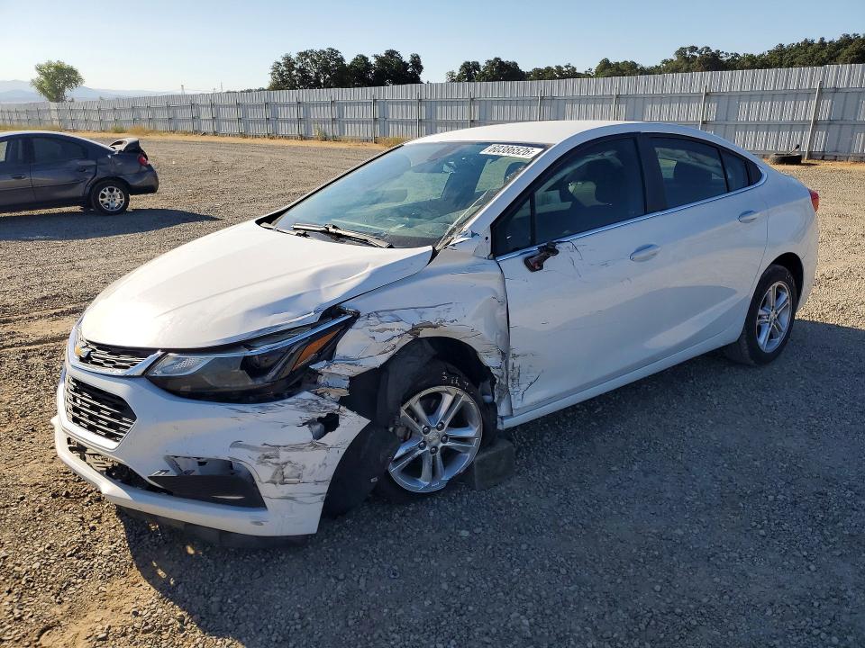 Продажа на аукционе авто 2017 Chevrolet Cruze, vin: 1G1BE5SM6H7100882, номер лота: 60386526