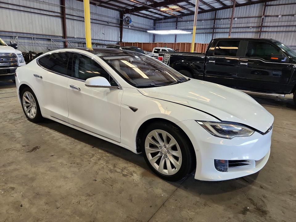 2016 Tesla Model S მანქანა იყიდება აუქციონზე, vin: 5YJSA1E15GF153191, აუქციონის ნომერი: 59224356