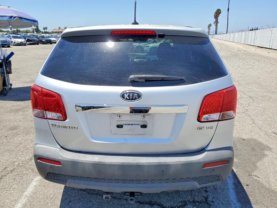 Продажа на аукционе авто 2011 Kia Sorento, vin: 5XYKU4A28BG023768, номер лота: 63186856