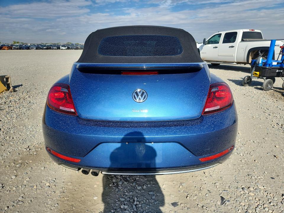 61949146 :رقم المزاد ، 3VW5DAAT2KM500957 vin ، 2019 Volkswagen Beetle مزاد بيع