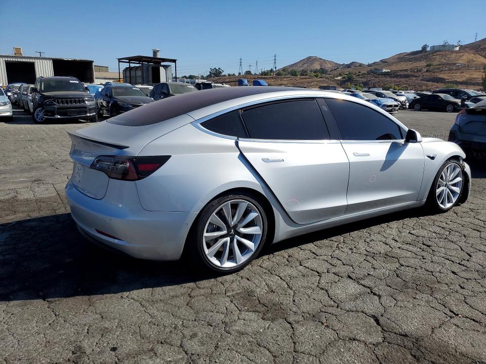 Продажа на аукционе авто 2017 Tesla Model 3, vin: 5YJ3E1EA4HF002482, номер лота: 60414076