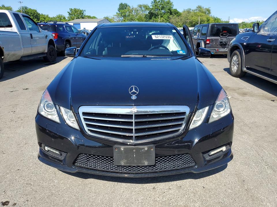 62132556 :رقم المزاد ، WDDHF8HB8AA253848 vin ، 2010 Mercedes-benz E مزاد بيع