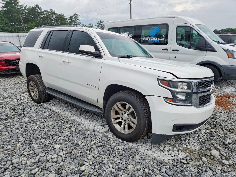 62641026 :رقم المزاد ، 1GNSCAKC7HR309167 vin ، 2017 Chevrolet Tahoe مزاد بيع