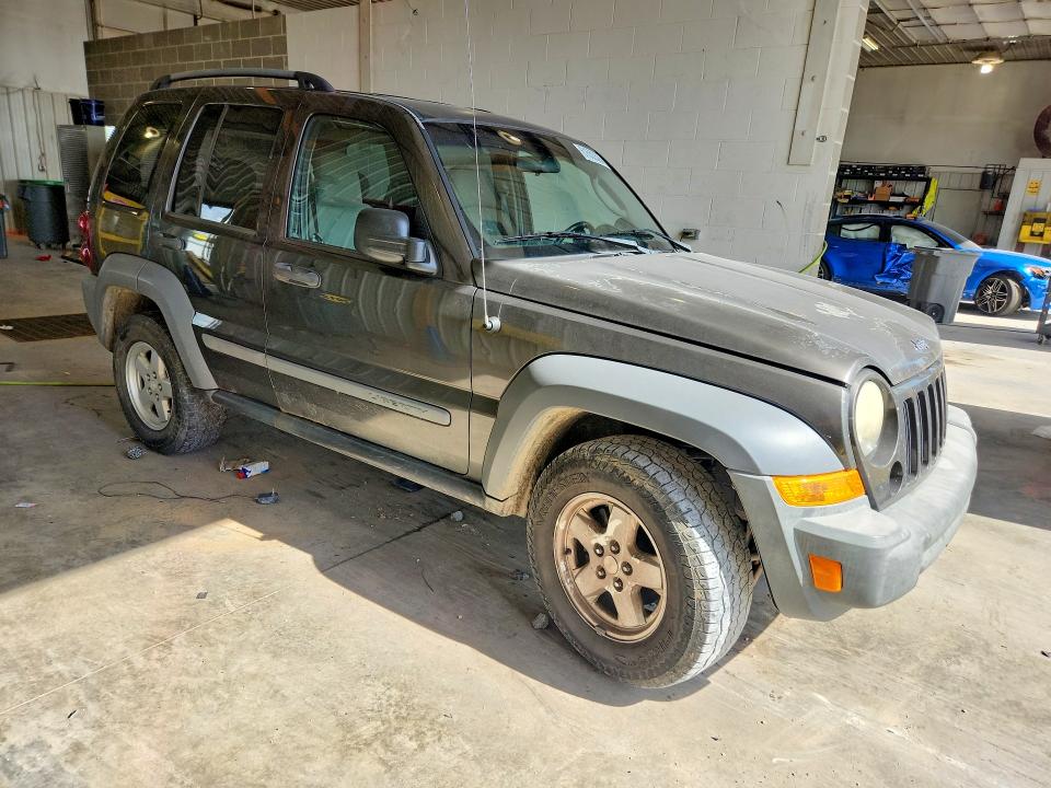Продаж на аукціоні авто 2005 Jeep Liberty, vin: 1J8GL48K55W538810, номер лоту: 61552526