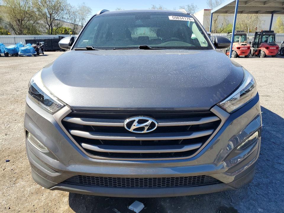 2016 Hyundai Tucson მანქანა იყიდება აუქციონზე, vin: KM8J33A47GU178131, აუქციონის ნომერი: 59834176