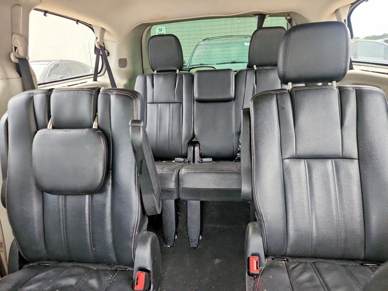 62473726 :رقم المزاد ، 2C4RC1CGXGR304319 vin ، 2016 Chrysler Town & Country مزاد بيع