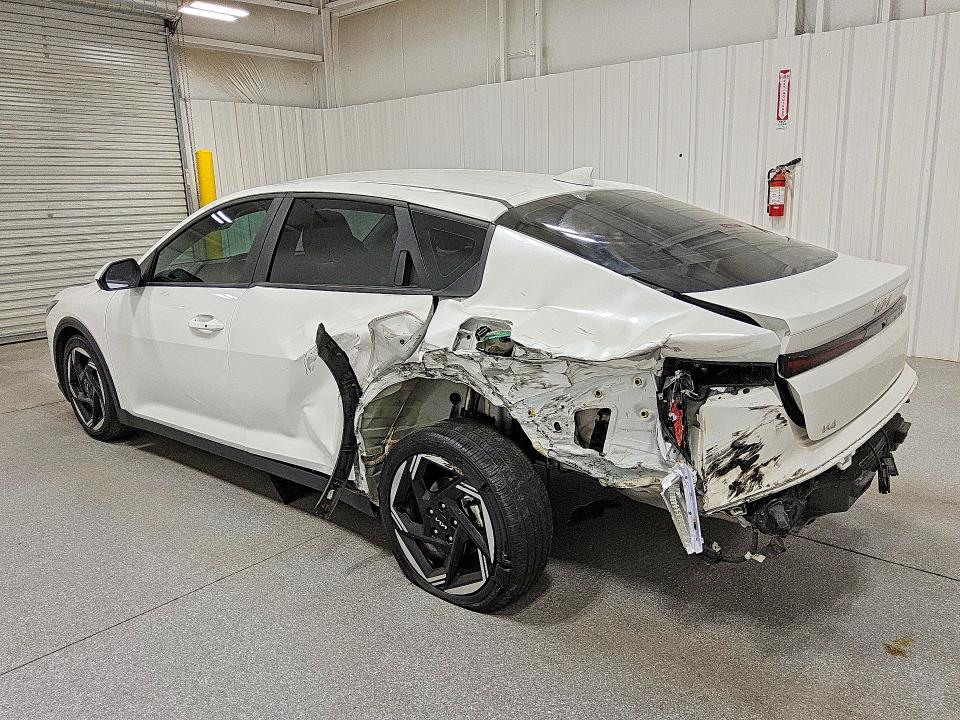 2025 Kia K4 მანქანა იყიდება აუქციონზე, vin: 3KPFU4DE2SE125488, აუქციონის ნომერი: 57052366